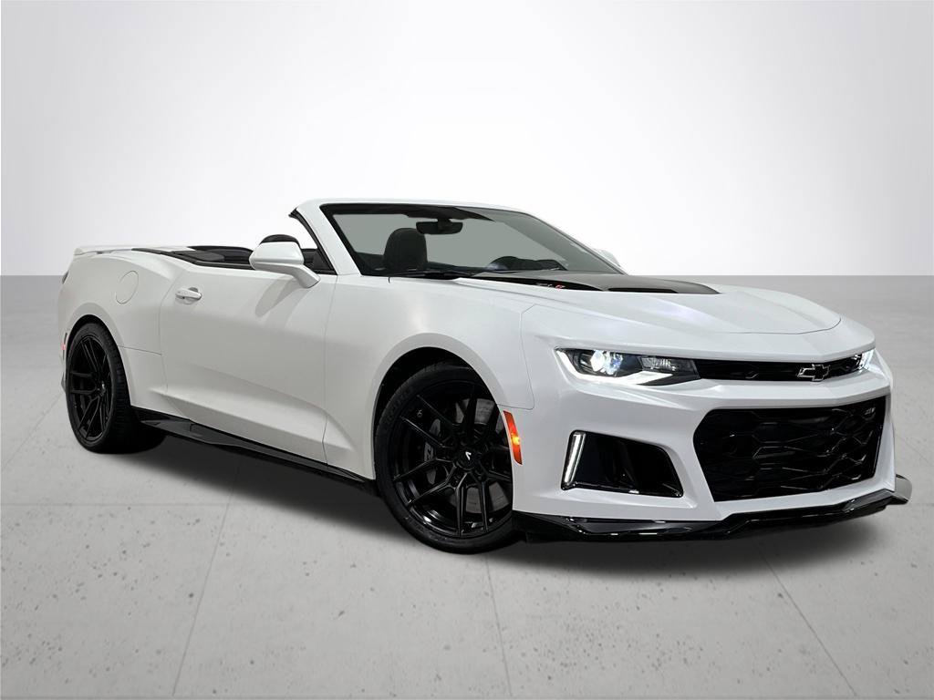 Used 2023 Chevrolet Camaro ZL1 RWD image 7