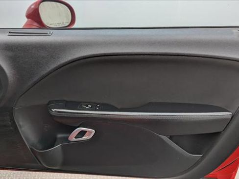 Used 2016 Dodge Challenger R/T image 21