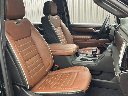 Used 2025 GMC Sierra 1500 Denali Ultimate image 41