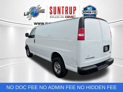 Used 2020 GMC Savana 3500 w/ Driver Convenience Package RWD image 3