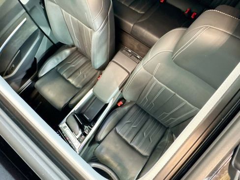 Used 2019 Audi e-tron Prestige w/ Prestige Package image 20