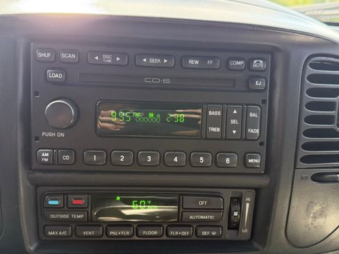 Used 2003 Ford F150 Harley-Davidson image 45