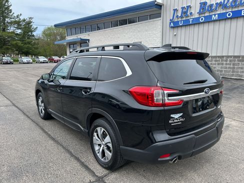 Used 2023 Subaru Ascent Premium w/ Convenience Package AWD/4WD image 5