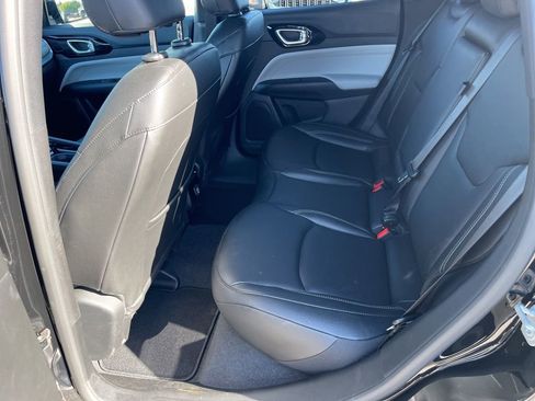 New 2025 Jeep Compass Limited image 16