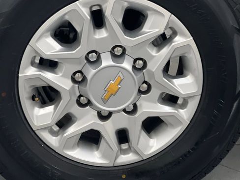 Used 2024 Chevrolet Silverado 2500 LT image 62