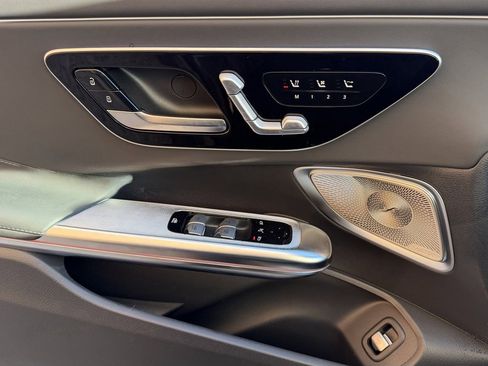 Used 2024 Mercedes-Benz CLE 450 4MATIC Cabriolet image 16