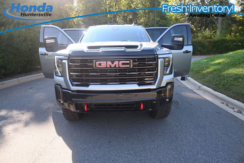Used 2024 GMC Sierra 2500 AT4X AWD/4WD image 26