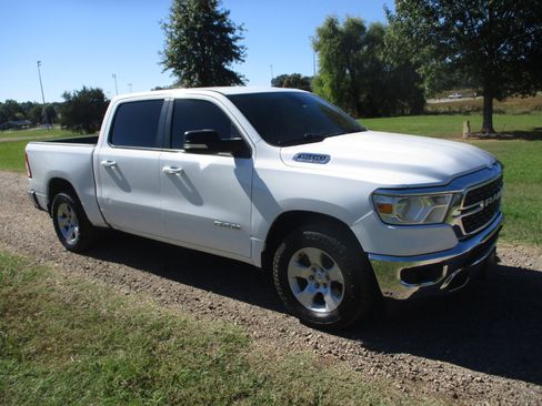 Used 2022 RAM 1500 Big Horn image 2