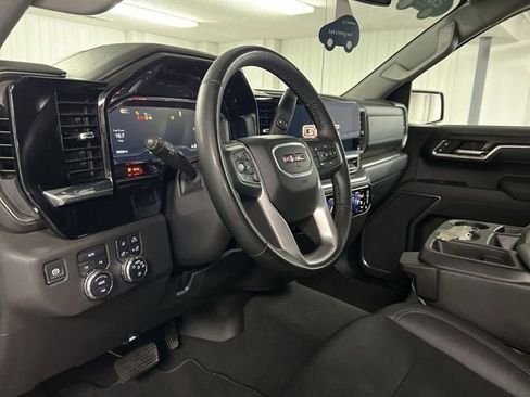 Certified 2025 GMC Sierra 1500 SLT AWD/4WD image 10