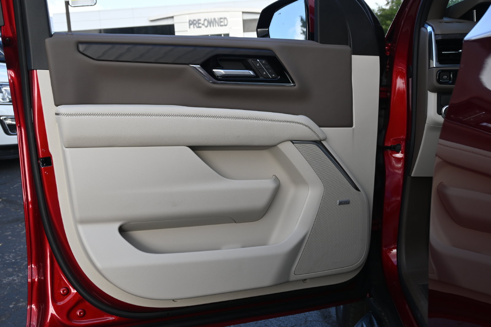New 2026 GMC Yukon Denali w/ Advanced Technology Package RWD image 37
