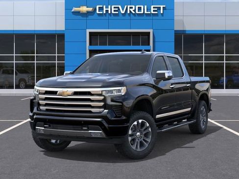 New 2026 Chevrolet Silverado 1500 High Country w/ Z71 Off-Road Package AWD/4WD image 6