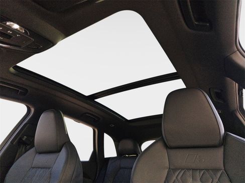 New 2025 Audi SQ5 Prestige image 30