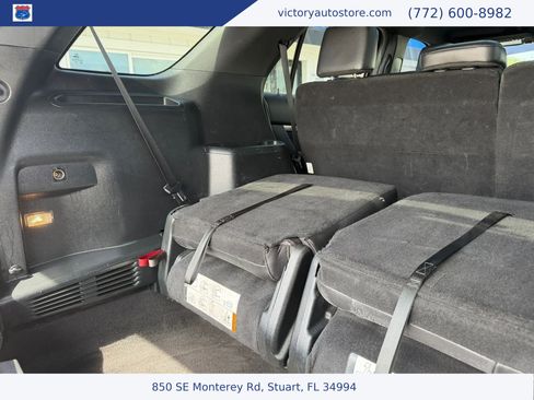Used 2018 Ford Explorer XLT w/ Equipment Group 202A AWD/4WD image 55