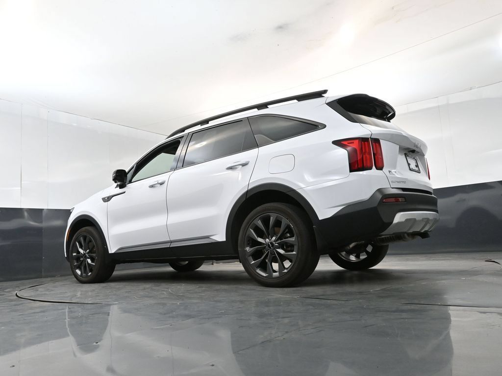 Certified 2023 Kia Sorento SX Prestige AWD/4WD image 21