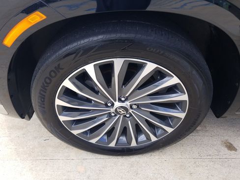 Used 2024 Hyundai Palisade Calligraphy image 22