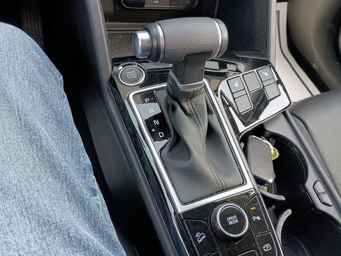 Used 2025 Kia Sportage EX image 26