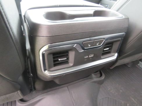 Used 2024 Chevrolet Silverado 2500 LTZ w/ LTZ Convenience Package AWD/4WD image 10