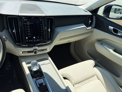 Certified 2024 Volvo XC60 T8 Ultimate w/ Protection Package Premier AWD/4WD image 26