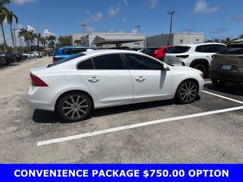 Used 2016 Volvo S60 T5 Premier image 4