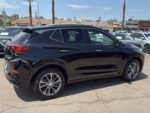 Used 2022 Buick Encore GX Preferred w/ Sport Touring Package FWD image 17