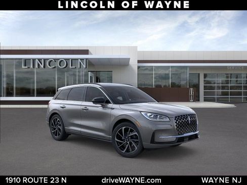 New 2026 Lincoln Corsair Grand Touring AWD/4WD image 8