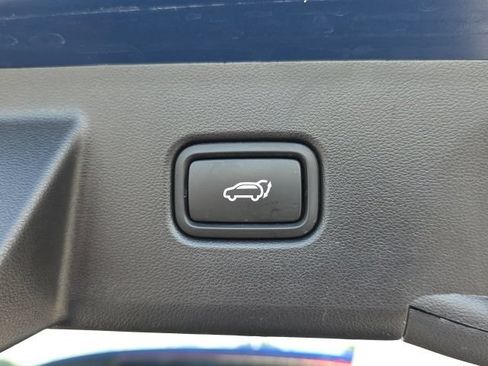 Certified 2023 Hyundai Tucson SEL w/ Convenience Package FWD image 24
