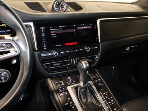 Used 2021 Porsche Macan GTS image 38