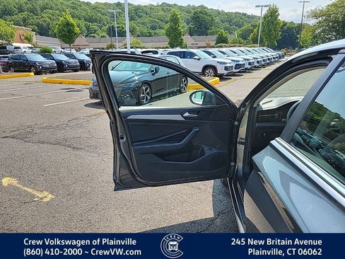 Certified 2025 Volkswagen Jetta S FWD image 37