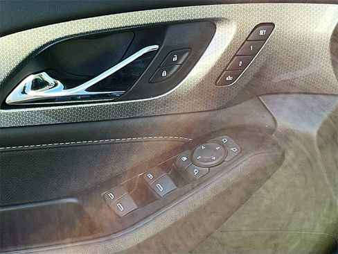 Used 2023 Chevrolet Traverse Premier w/ LPO, Floor Liner Package image 18