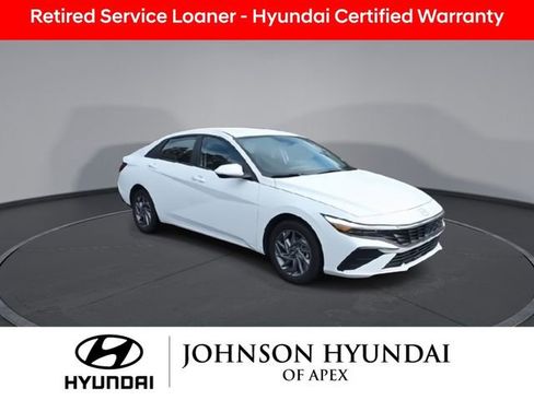 Certified 2025 Hyundai Elantra Blue image 2