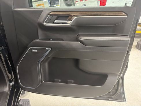 Used 2022 GMC Sierra 1500 Elevation w/ Elevation Premium Package image 37