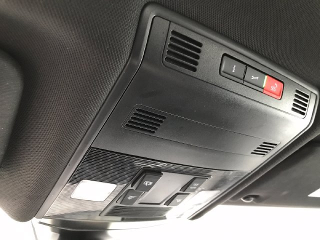 Used 2025 Volkswagen Jetta Sport FWD image 9