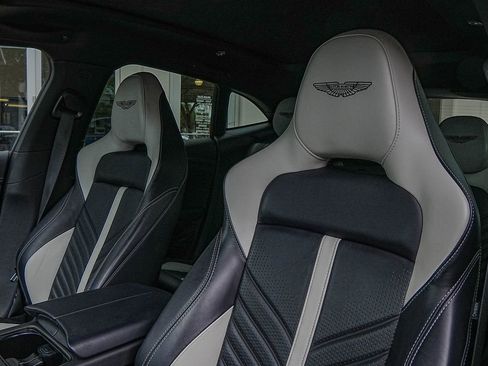 Used 2023 Aston Martin DBX 707 AWD/4WD image 20