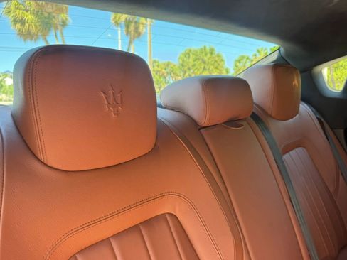 Used 2015 Maserati Quattroporte S Q4 image 36