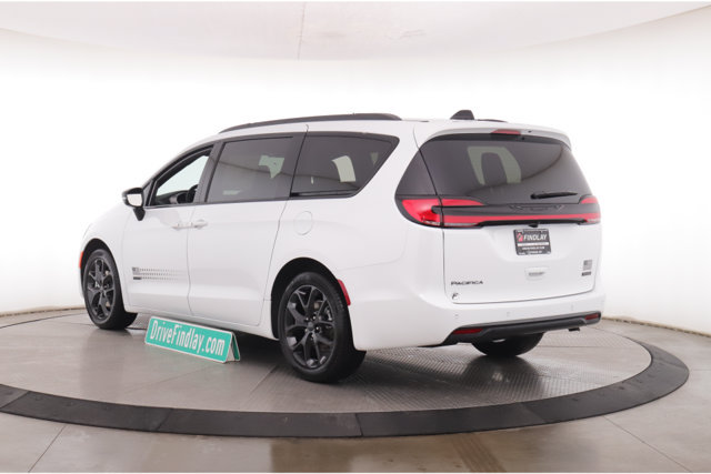 New 2027 Chrysler Pacifica Select FWD image 8
