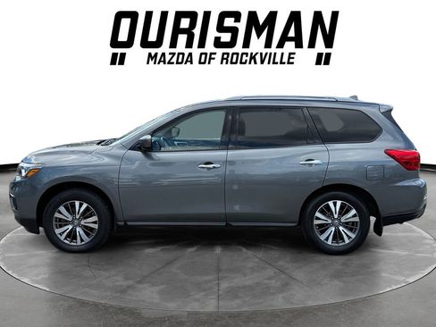 Used 2019 Nissan Pathfinder S AWD/4WD image 3