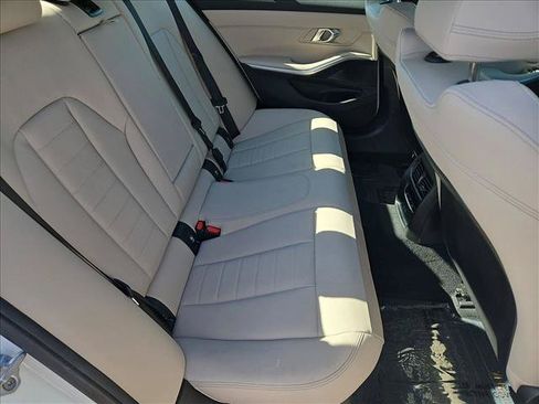 Certified 2024 BMW 330e w/ Premium Package RWD image 27