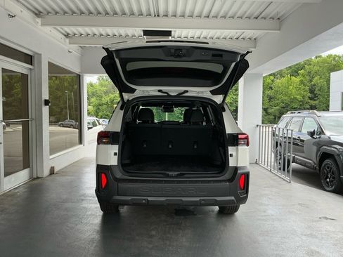 Certified 2026 Subaru Outback Limited w/ Premium/Limited Package 2 AWD/4WD image 19