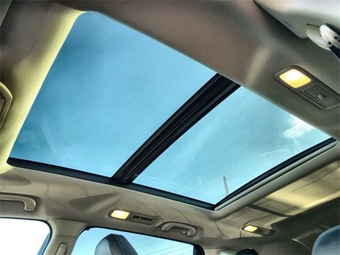 Used 2024 Subaru Ascent Limited w/ Technology Package image 22