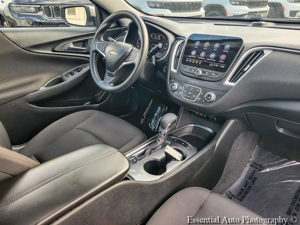 Used 2024 Chevrolet Malibu LT FWD image 30