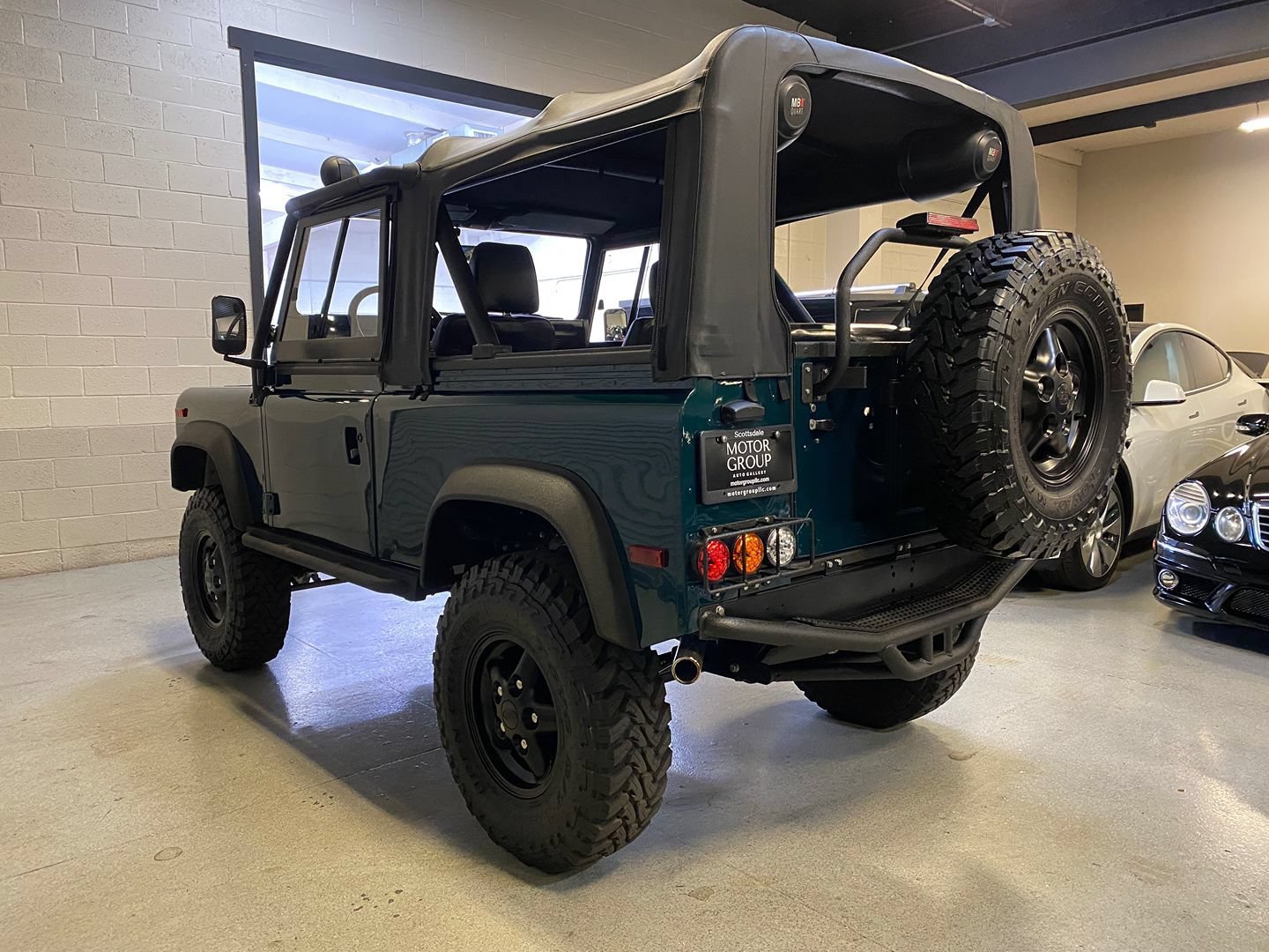 Used 1997 Land Rover Defender 90 AWD/4WD image 4