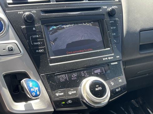 Used 2014 Toyota Prius V Three FWD image 35