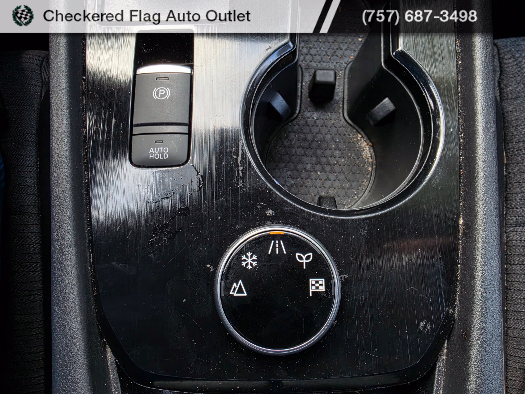 Used 2021 Nissan Rogue SV AWD/4WD image 16