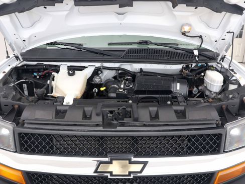 Used 2019 Chevrolet Express 3500 LT w/ LT Preferred Equipment Group RWD image 25