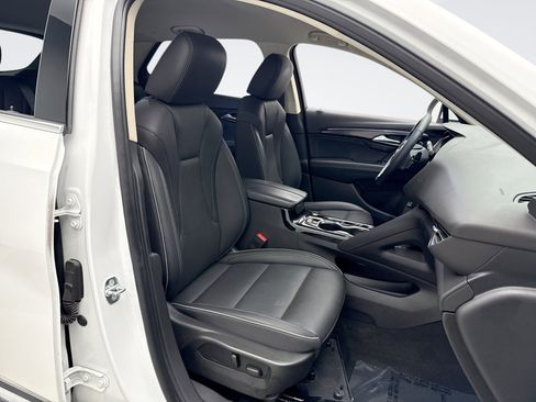 Used 2023 Buick Envision Essence image 16