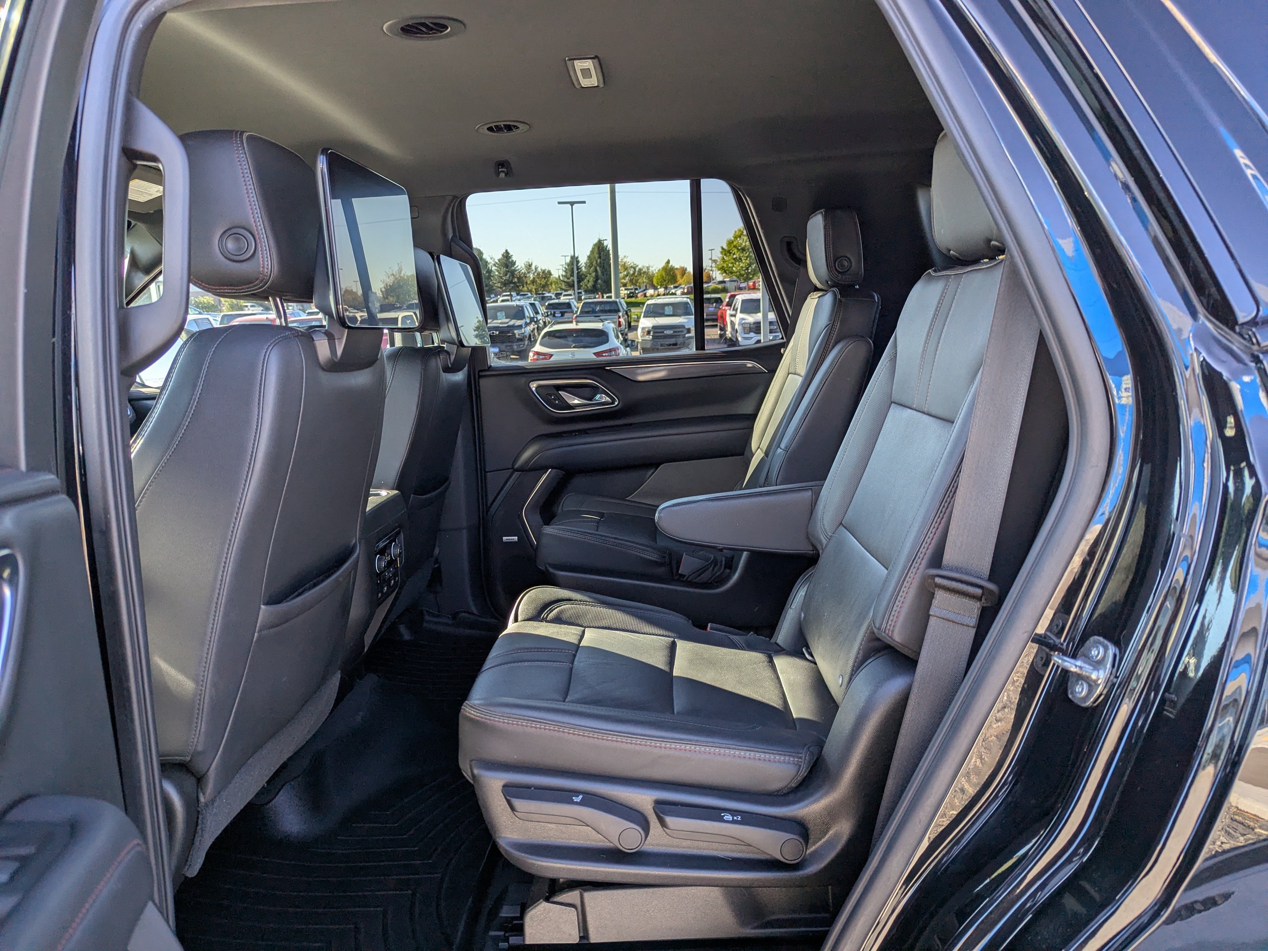 Certified 2021 Chevrolet Tahoe RST w/ Luxury Package AWD/4WD image 33