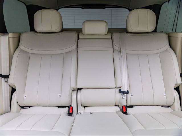New 2027 Land Rover Range Rover SE AWD/4WD image 18