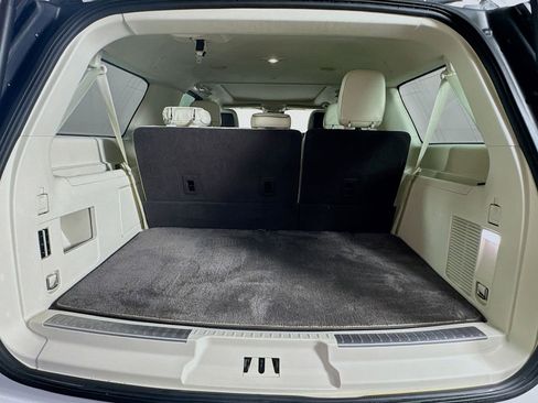 Used 2020 Lincoln Navigator L Black Label w/ Cargo Convenience Package AWD/4WD image 31