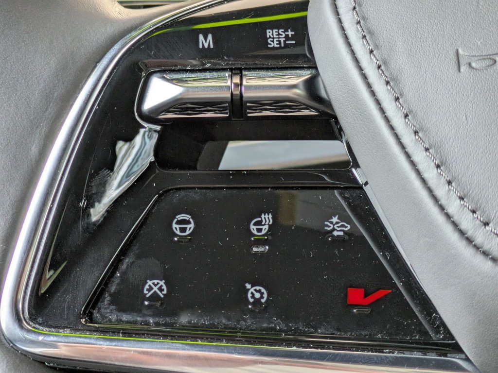 Used 2025 Cadillac Escalade V AWD/4WD image 31