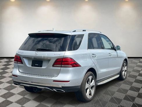 Used 2018 Mercedes-Benz GLE 350 4MATIC image 3